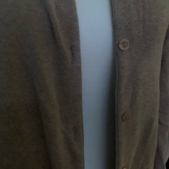 Tan Cardigan. - Picture 2 of 2